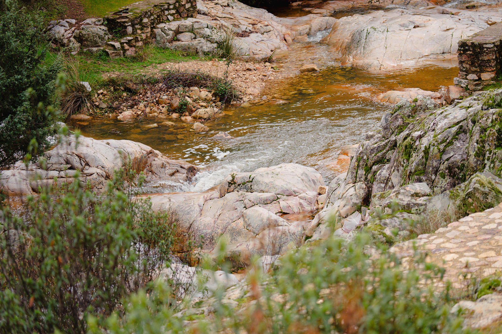 Paisaje natural de Fuencaliente, Ciudad Real, fotografiado por Ikonox Marketing Digital.