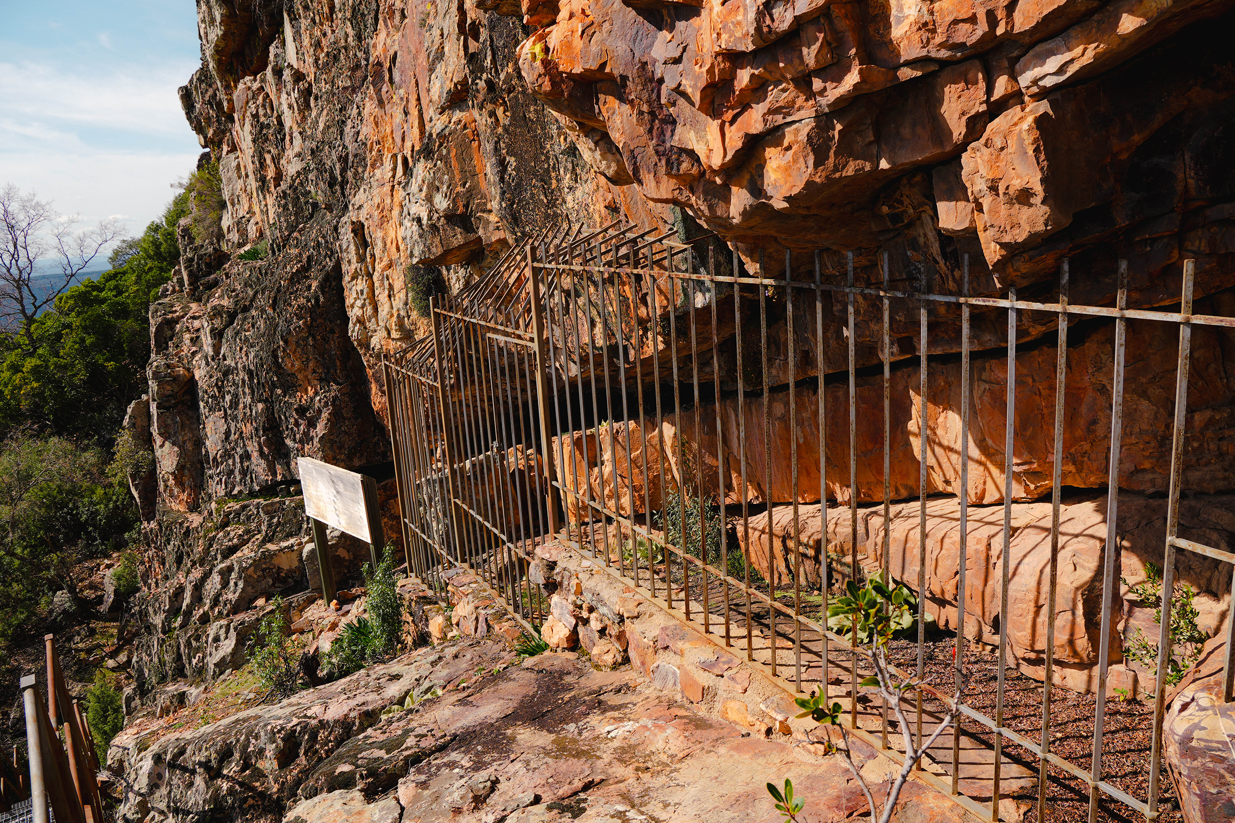 Plano detalle de yacimientos arqueológicos menores en Fuencaliente, Ciudad Real, realizado por Ikonox Marketing Digital.