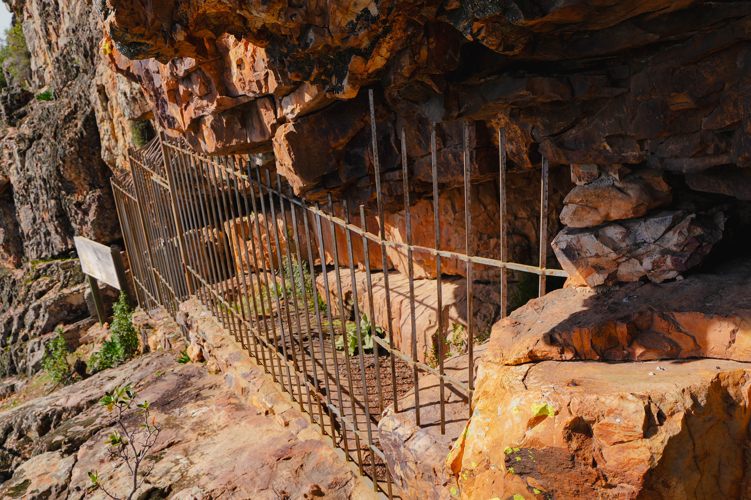 Vista general de yacimientos secundarios en Fuencaliente, Ciudad Real, captada por Ikonox Marketing Digital.