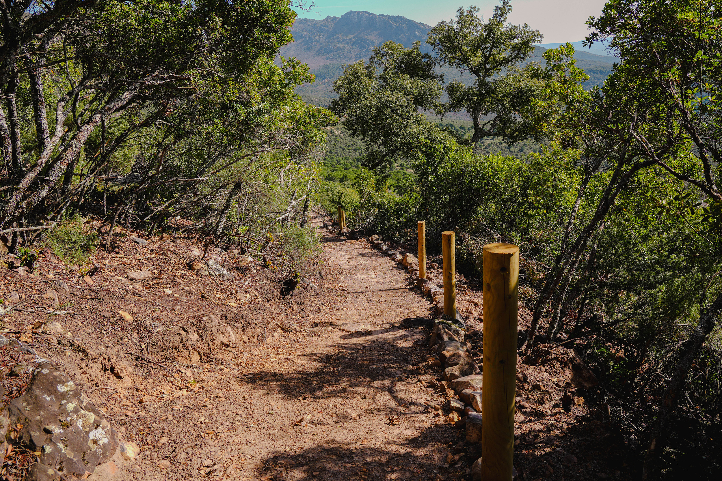 Fotografía de otros yacimientos menores en Fuencaliente, Ciudad Real, capturada por Ikonox Marketing Digital.