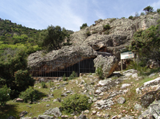 Fotografía de la Cueva de Las Sierpes, Fuencaliente, realizada por Ikonox Marketing Digital.